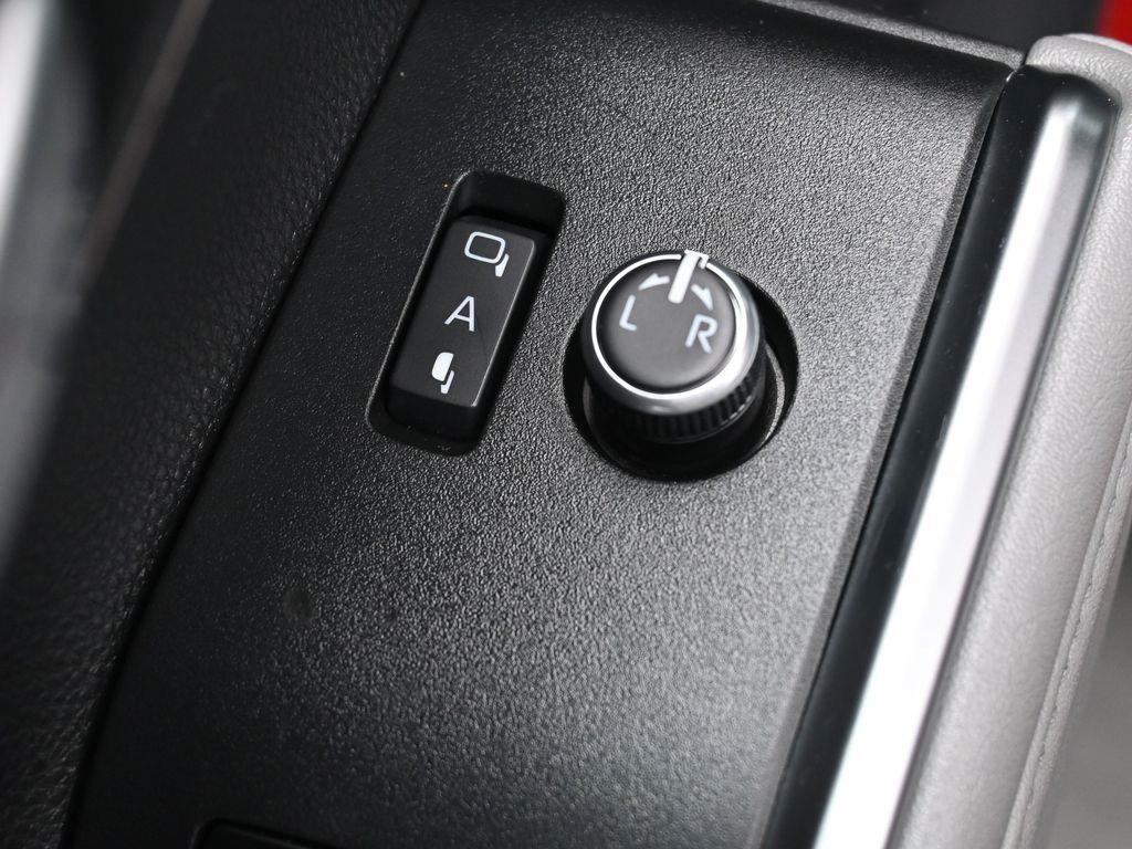 used 2023 Toyota Highlander car, priced at $43,015