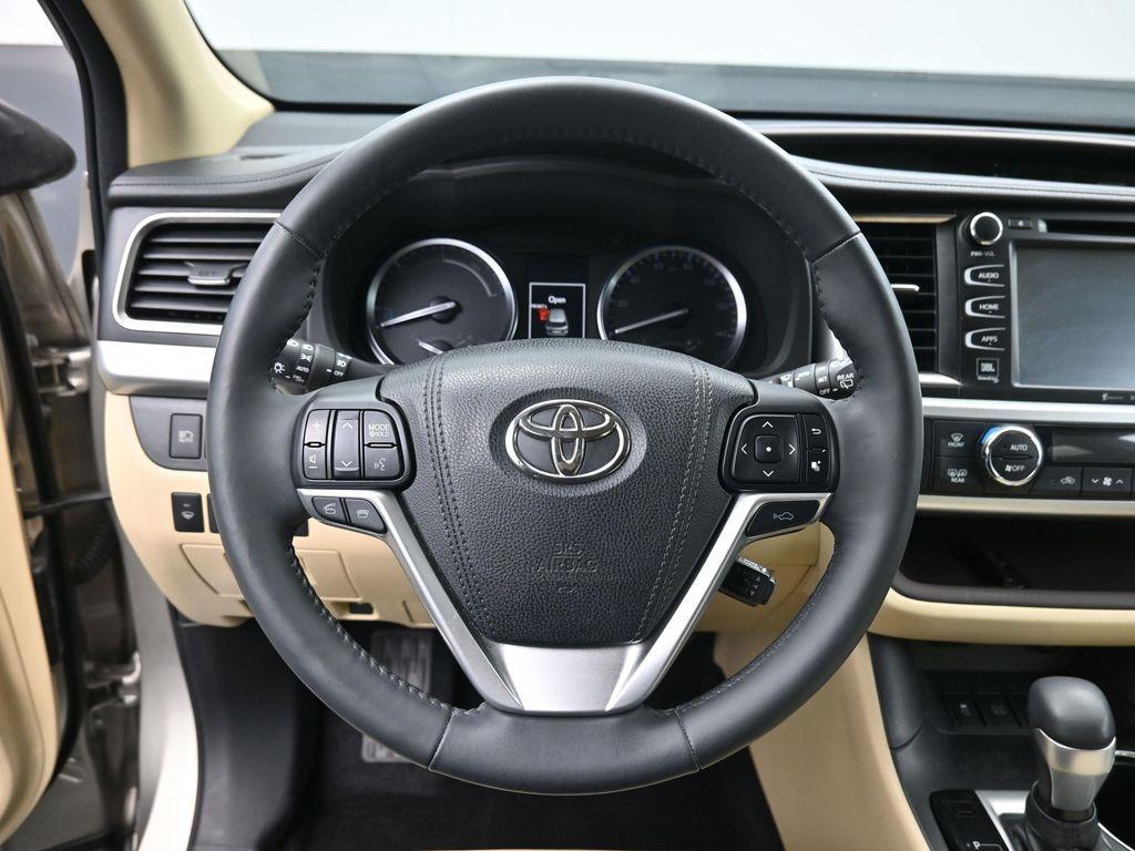 used 2016 Toyota Highlander Hybrid car, priced at $17,927