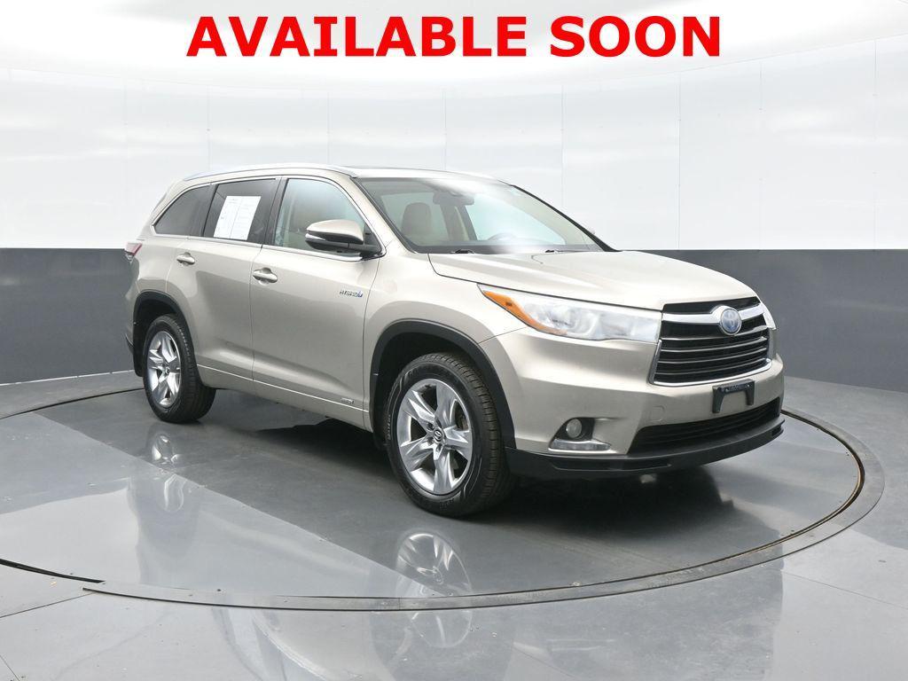 used 2016 Toyota Highlander Hybrid car, priced at $17,927