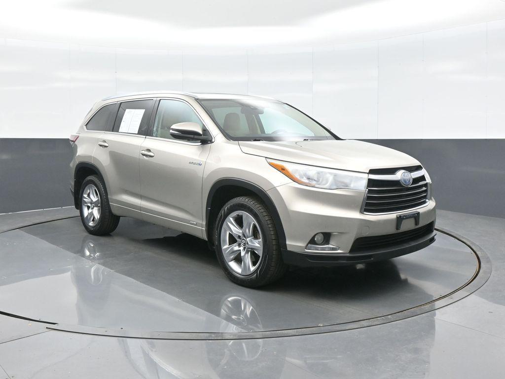 used 2016 Toyota Highlander Hybrid car, priced at $15,949