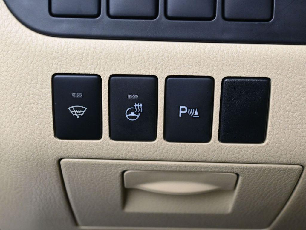 used 2016 Toyota Highlander Hybrid car, priced at $17,927