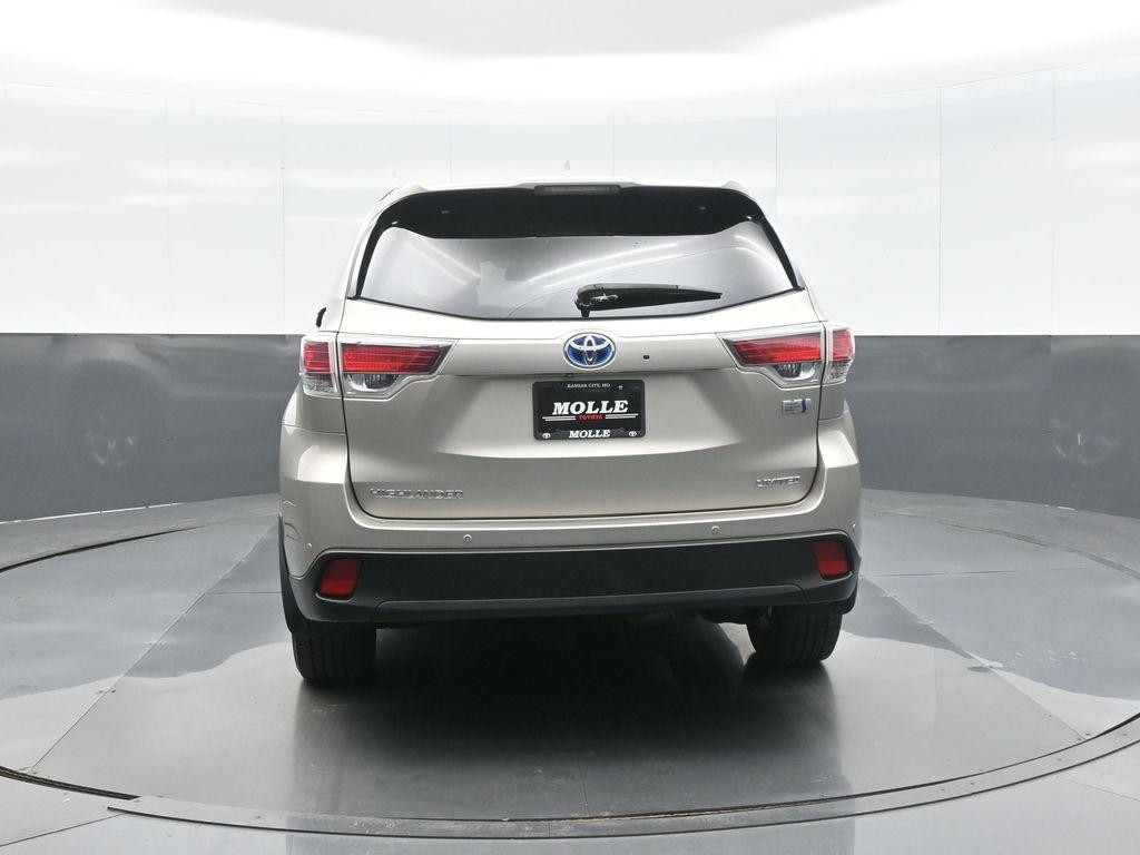 used 2016 Toyota Highlander Hybrid car, priced at $17,927