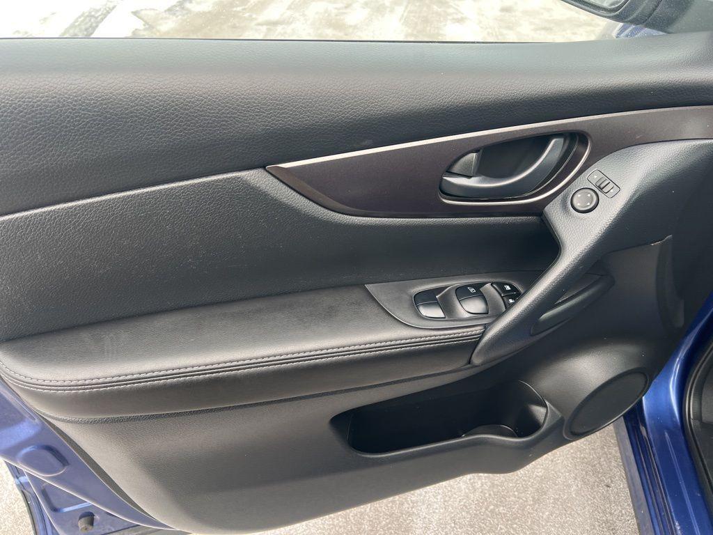 used 2022 Nissan Rogue Sport car, priced at $20,406