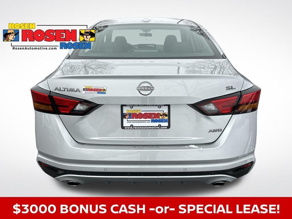 new 2025 Nissan Altima car, priced at $30,824