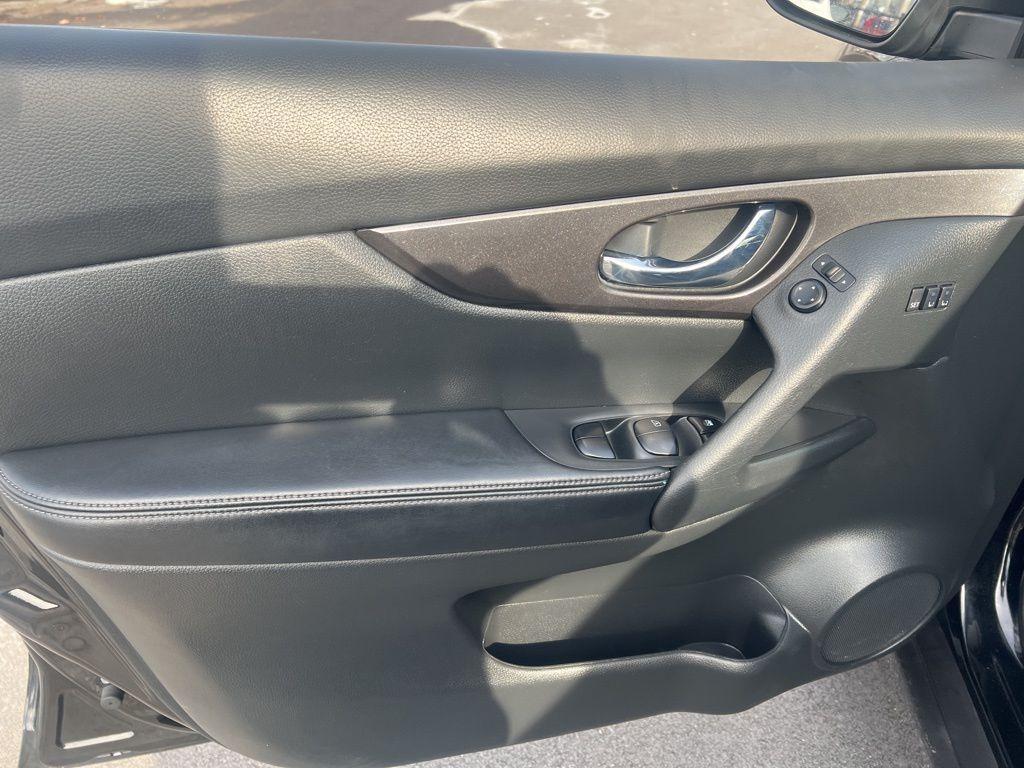 used 2020 Nissan Rogue car, priced at $16,535