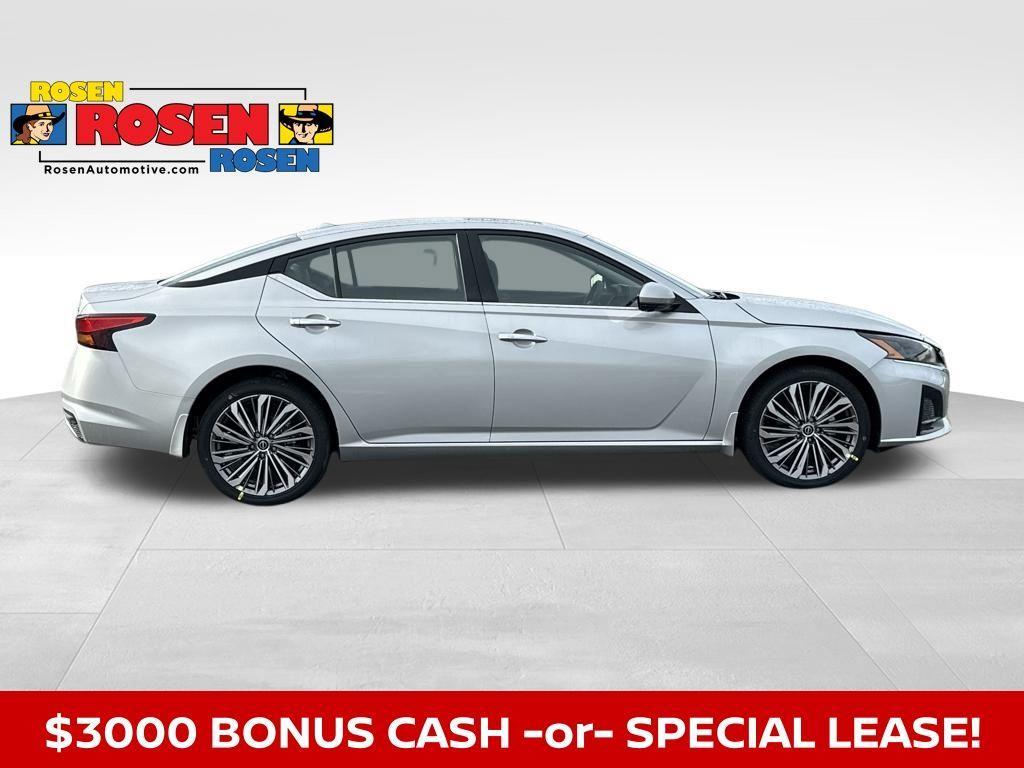 new 2025 Nissan Altima car, priced at $30,824