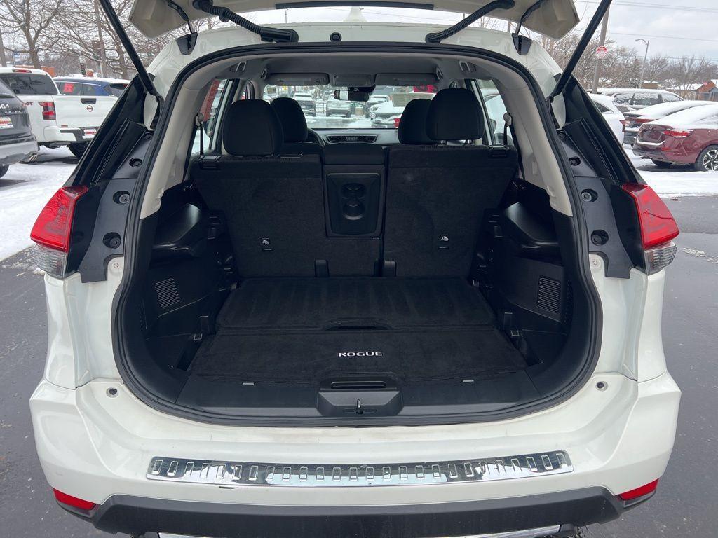 used 2020 Nissan Rogue car, priced at $15,499