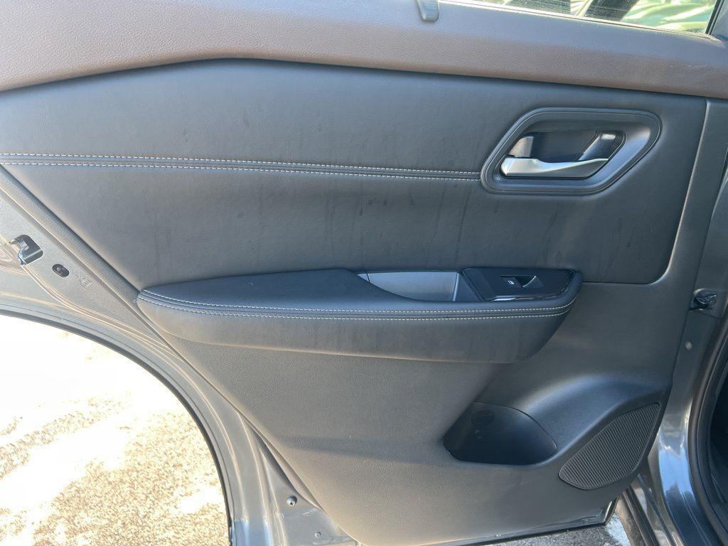 used 2023 Nissan Rogue car, priced at $25,999