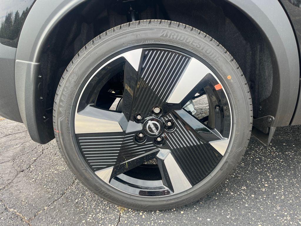 new 2026 Nissan Kicks car, priced at $29,161