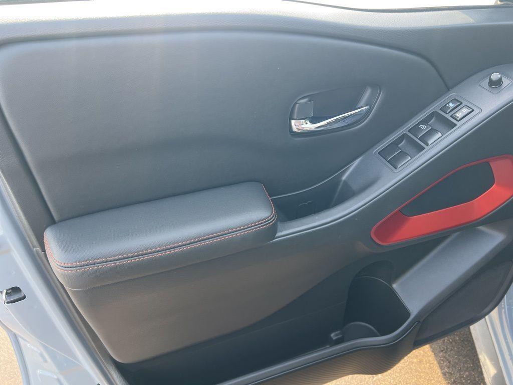 used 2023 Nissan Frontier car, priced at $34,999