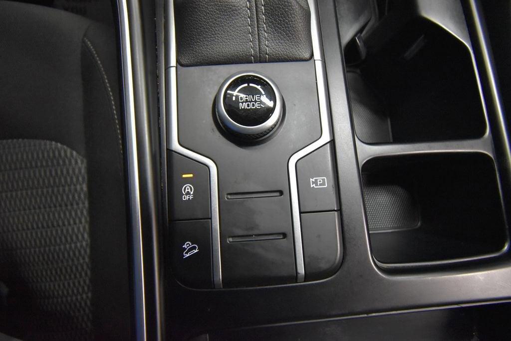 used 2022 Kia Sorento car, priced at $23,958