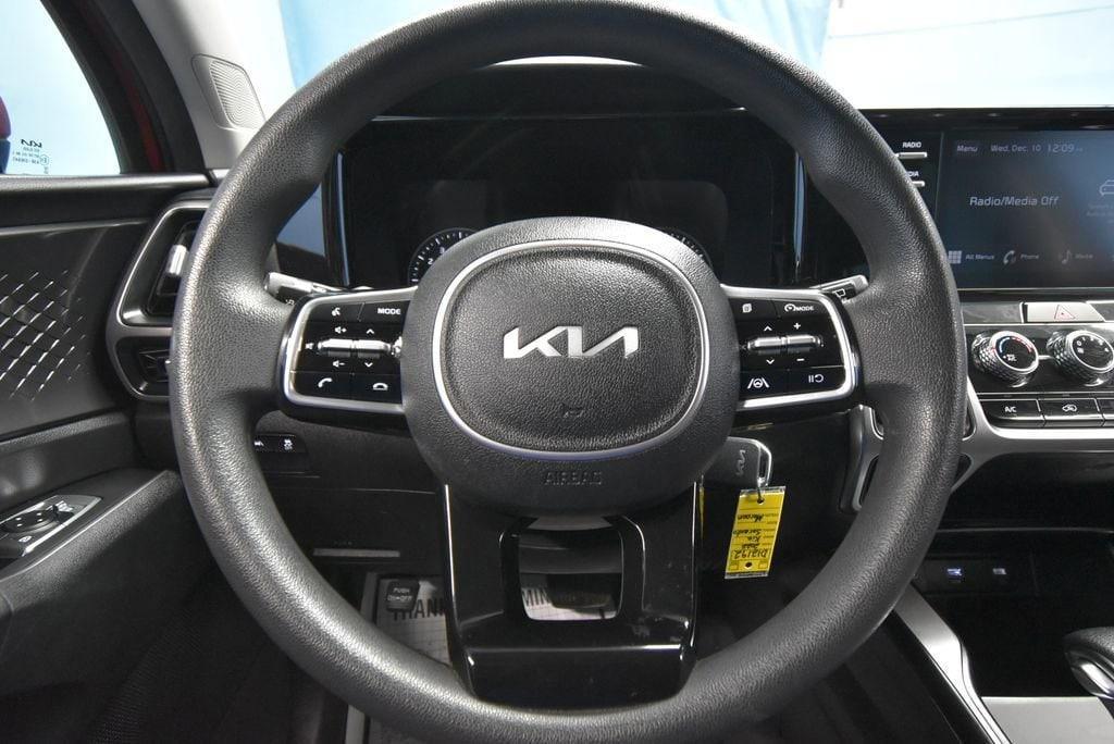 used 2022 Kia Sorento car, priced at $23,958