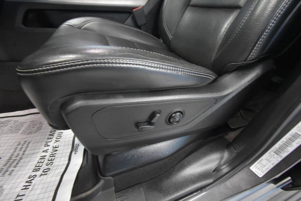 used 2019 Ram 1500 car, priced at $31,084