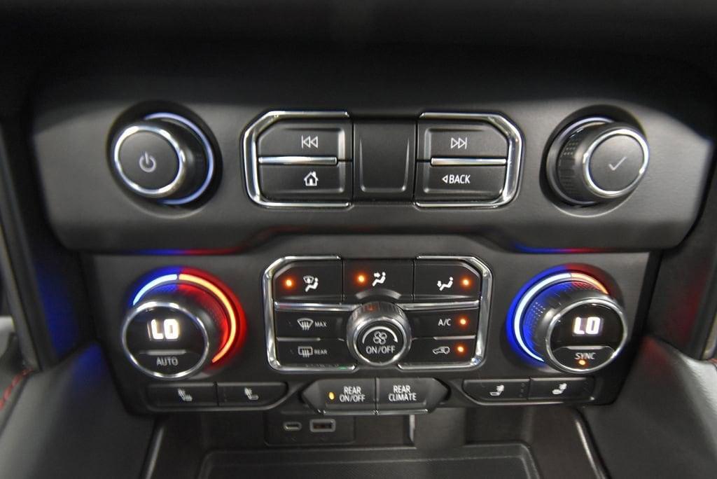 used 2021 Chevrolet Suburban car, priced at $42,005