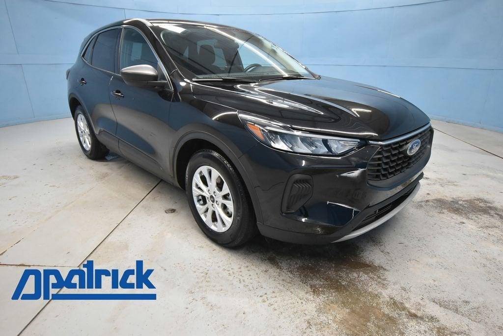 used 2023 Ford Escape car, priced at $22,874
