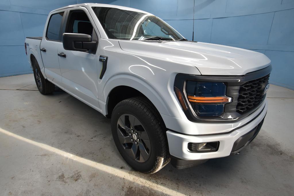 new 2025 Ford F-150 car, priced at $40,720
