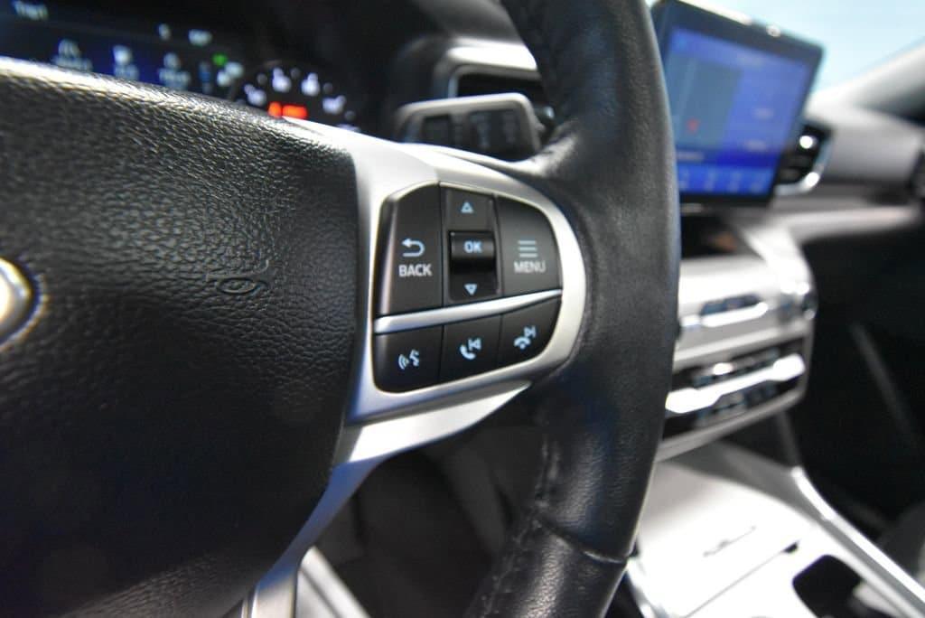 used 2023 Ford Explorer car, priced at $35,984