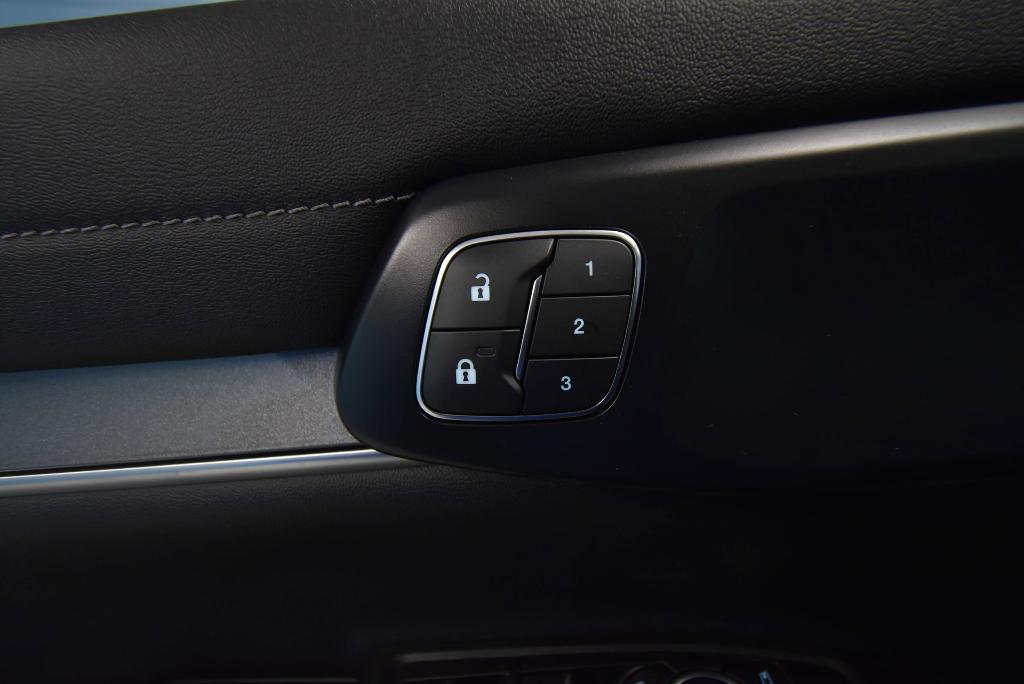 new 2025 Ford Ranger car, priced at $46,896