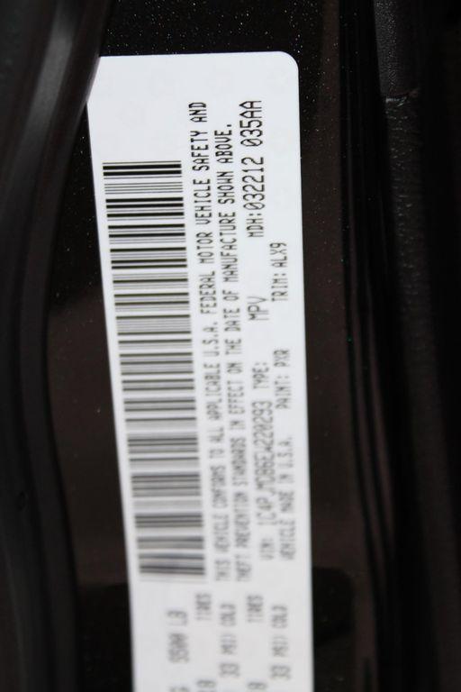 used 2014 Jeep Cherokee car, priced at $13,900