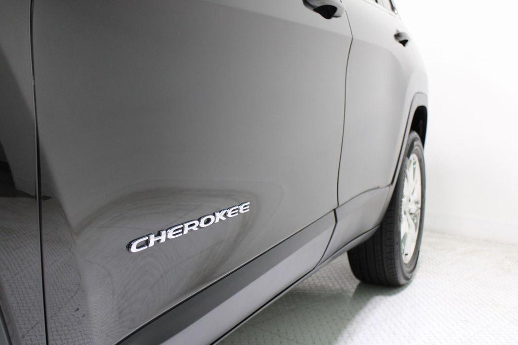 used 2014 Jeep Cherokee car, priced at $13,900