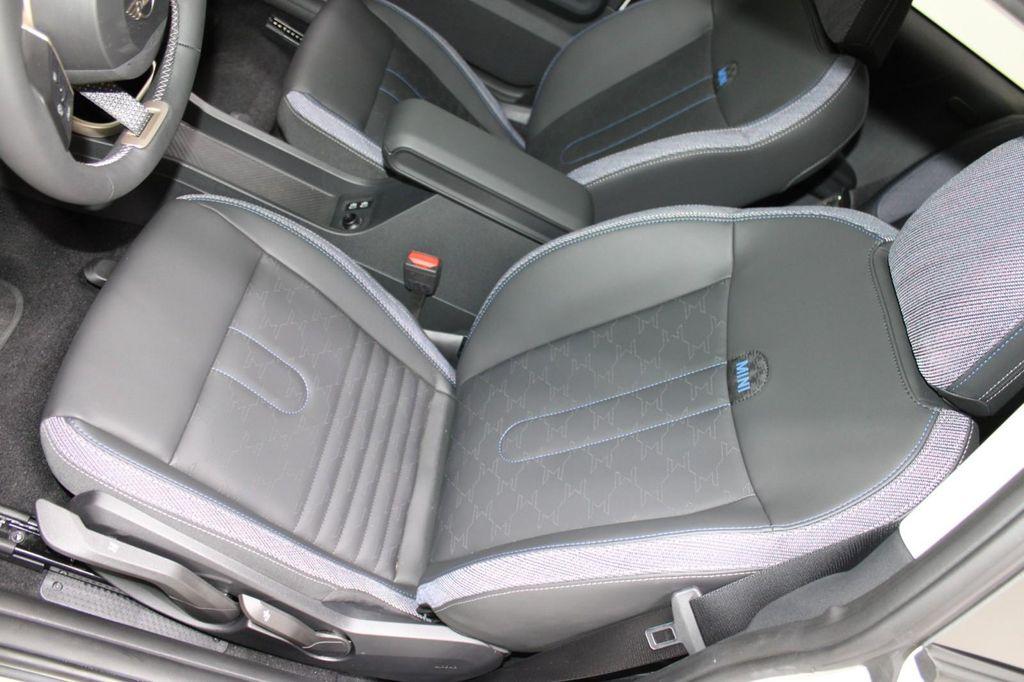 used 2025 MINI Hardtop car, priced at $34,900