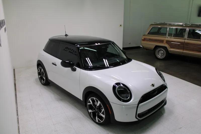 used 2025 MINI Hardtop car, priced at $34,900