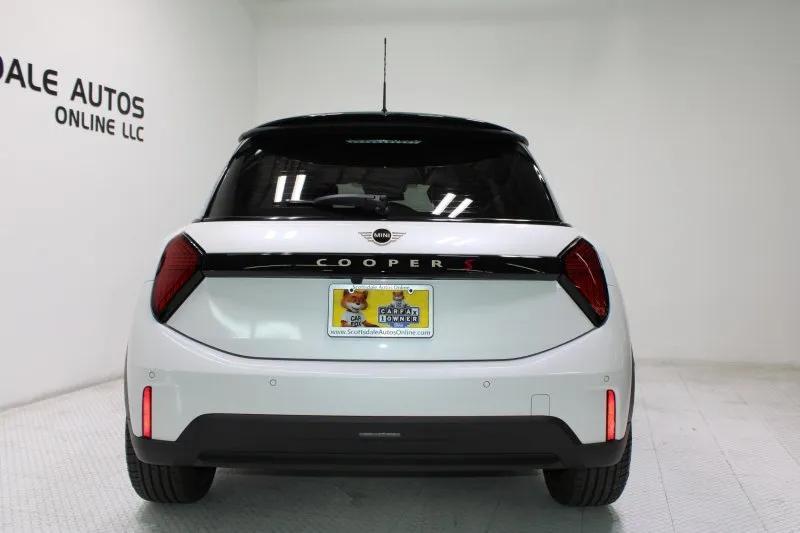 used 2025 MINI Hardtop car, priced at $34,900