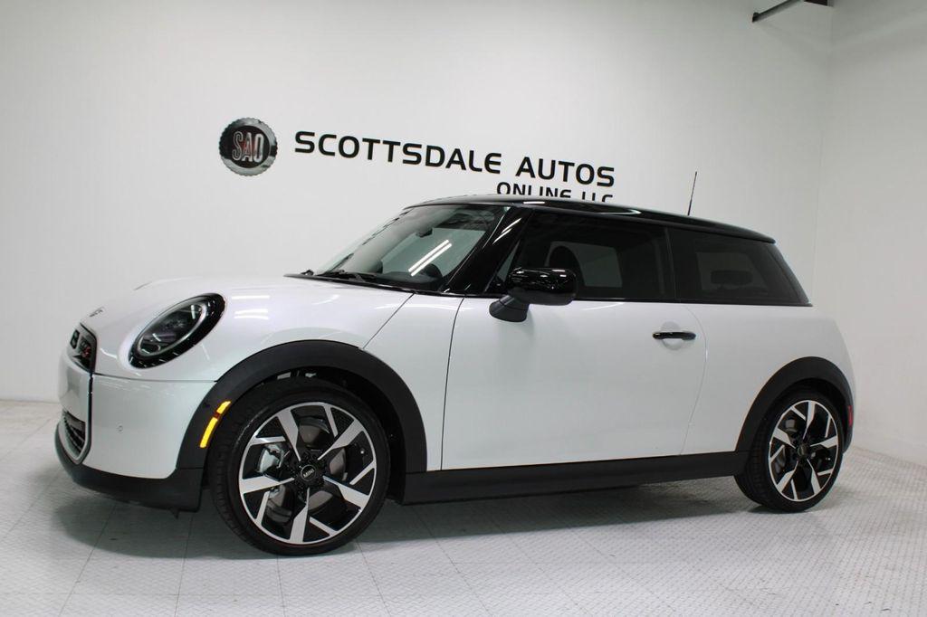 used 2025 MINI Hardtop car, priced at $34,900