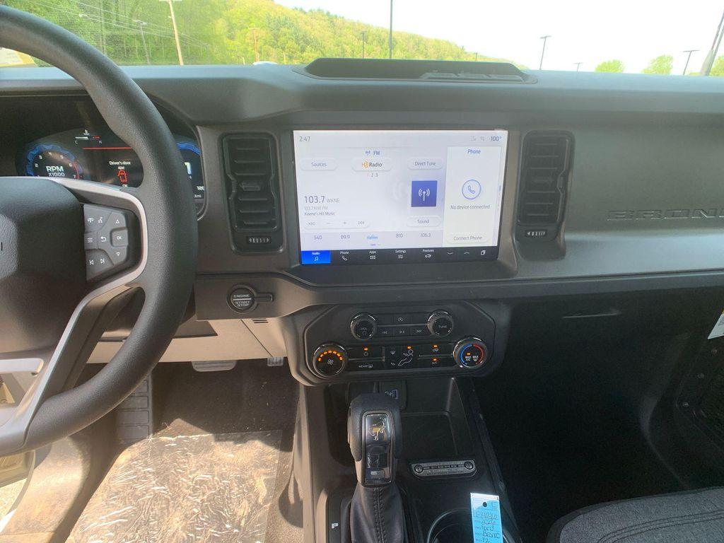 new 2025 Ford Bronco car, priced at $42,098