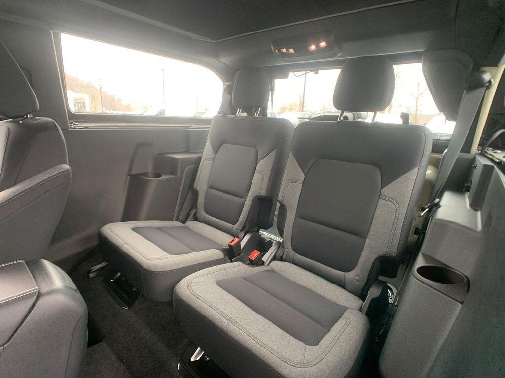 new 2025 Ford Bronco car, priced at $43,542