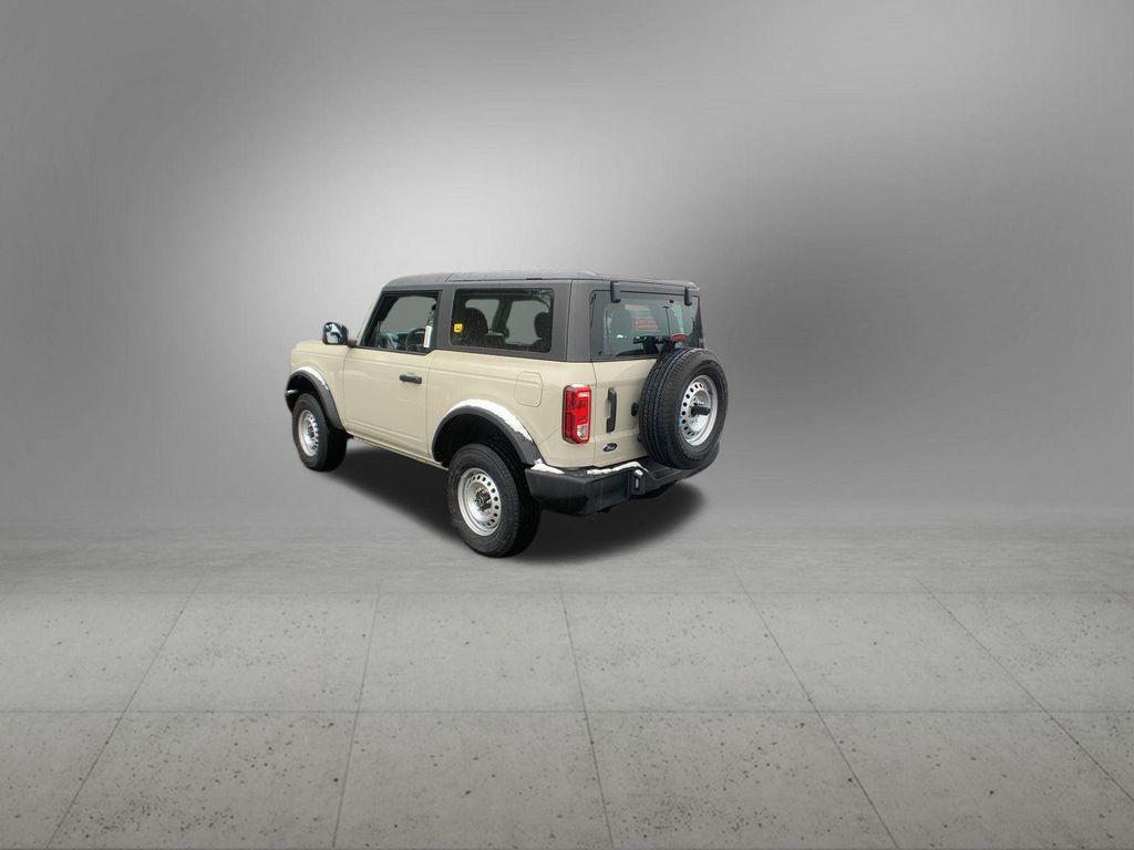 new 2025 Ford Bronco car, priced at $43,542