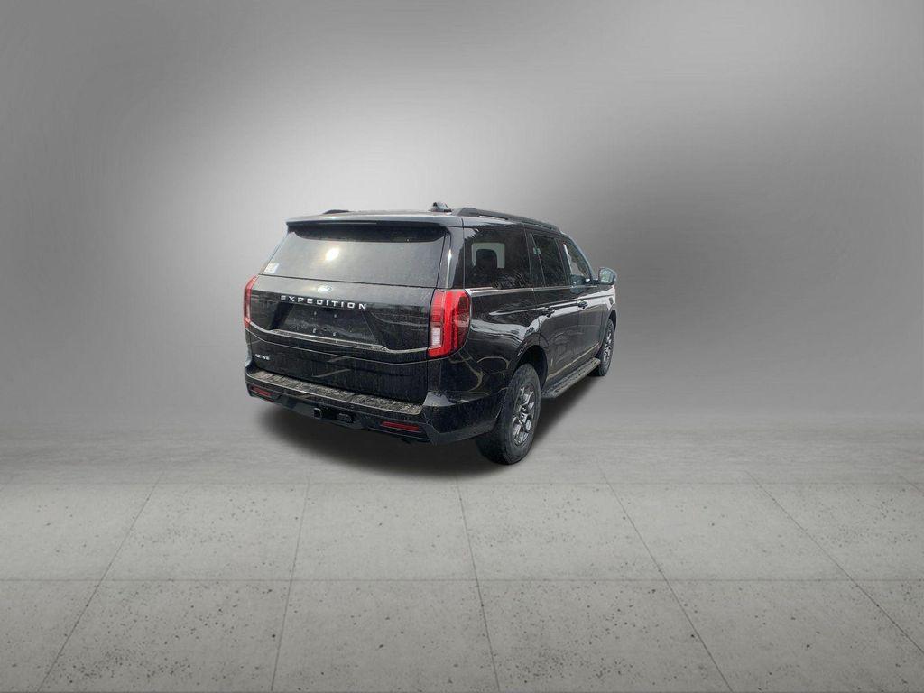new 2026 Ford Expedition car, priced at $71,949