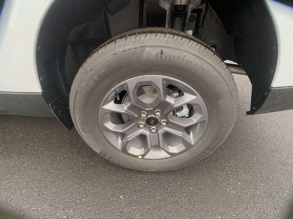 new 2025 Ford Maverick car, priced at $33,135