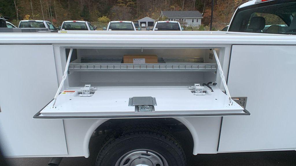 new 2024 Ford F-350 car, priced at $73,180