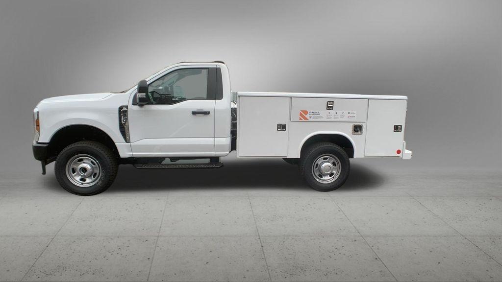 new 2024 Ford F-350 car, priced at $73,180