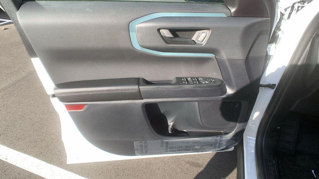 new 2024 Ford Bronco Sport car, priced at $36,177