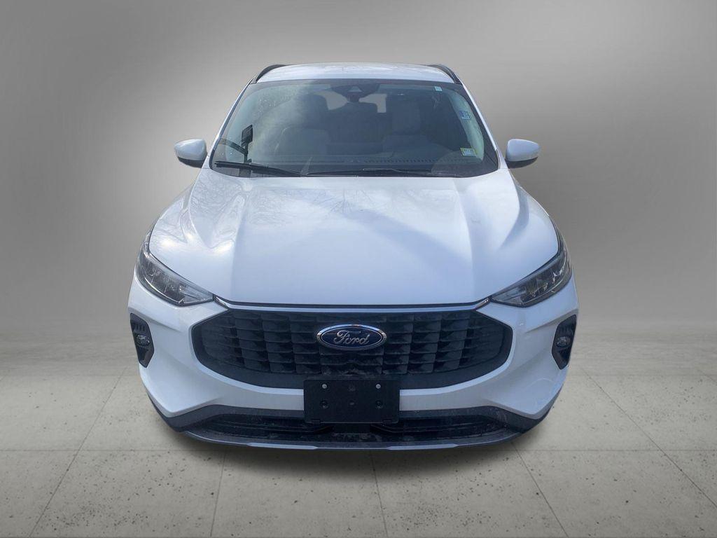 new 2025 Ford Escape PHEV car, priced at $36,515