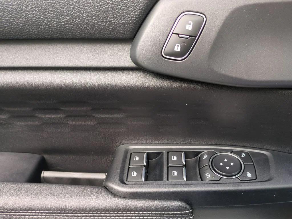 new 2025 Ford Ranger car, priced at $39,740