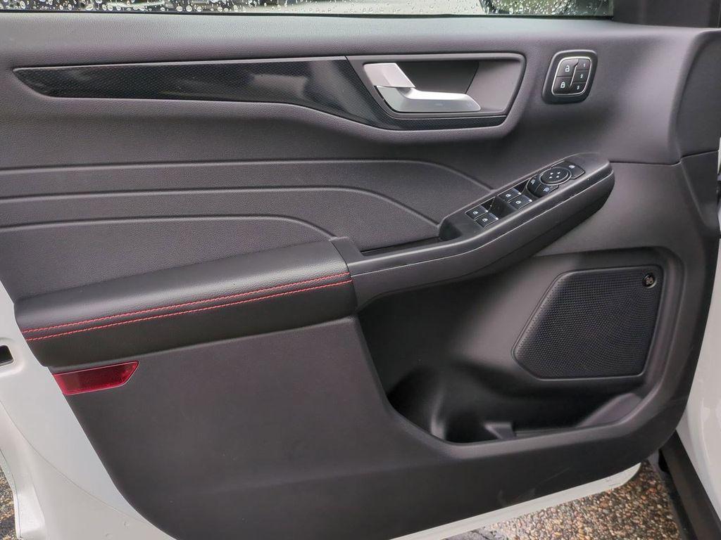 new 2025 Ford Escape car, priced at $37,070