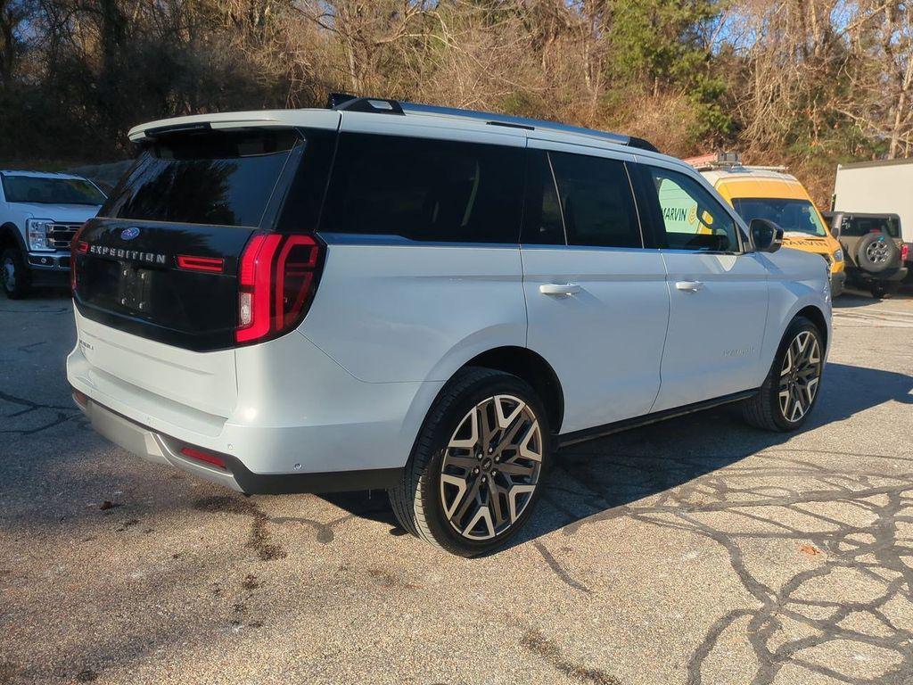 new 2025 Ford Expedition car, priced at $90,700