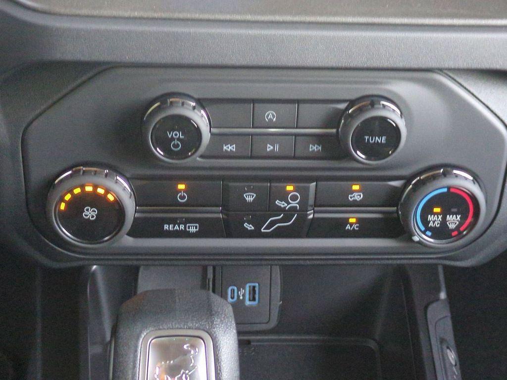 new 2025 Ford Bronco car, priced at $45,440