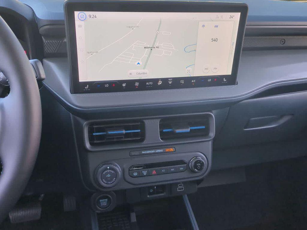 new 2025 Ford Maverick car, priced at $40,098