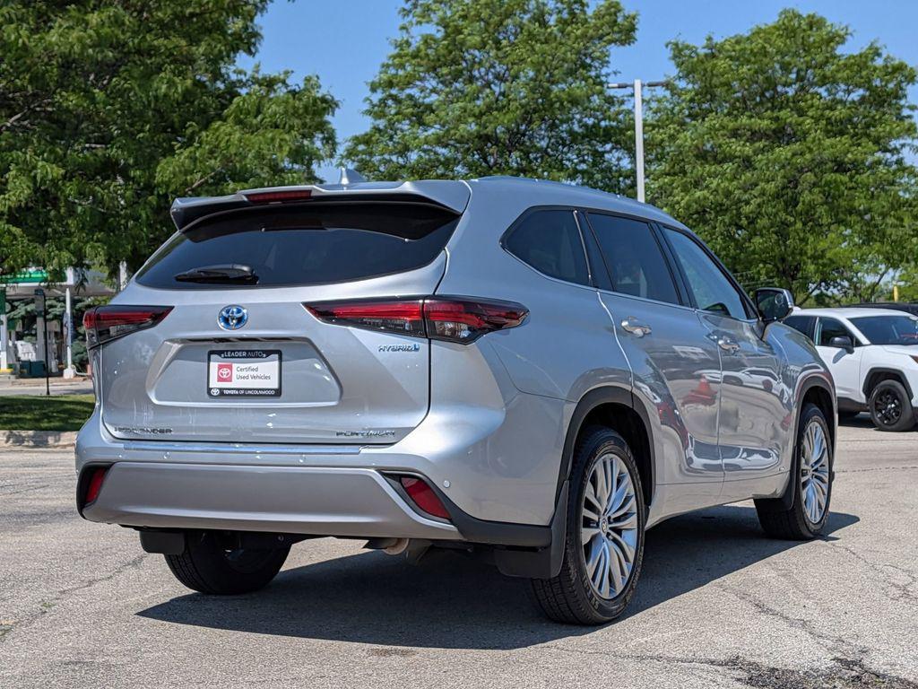 used 2024 Toyota Highlander Hybrid car, priced at $44,595