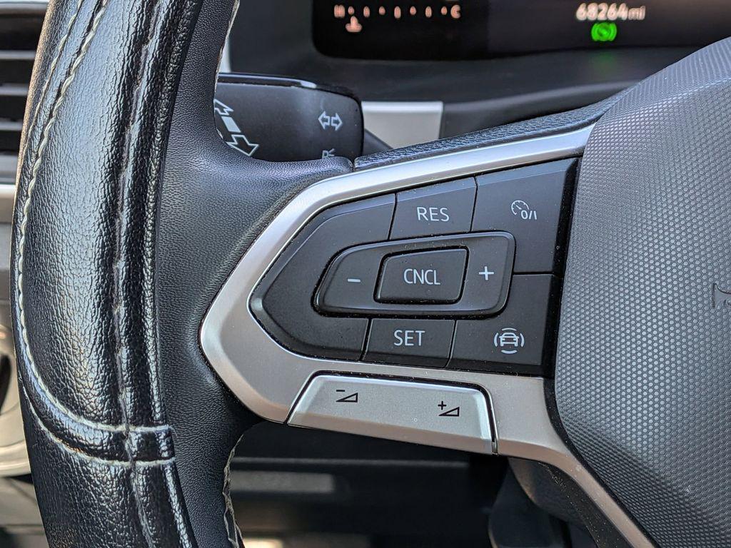 used 2022 Volkswagen Atlas car, priced at $24,995