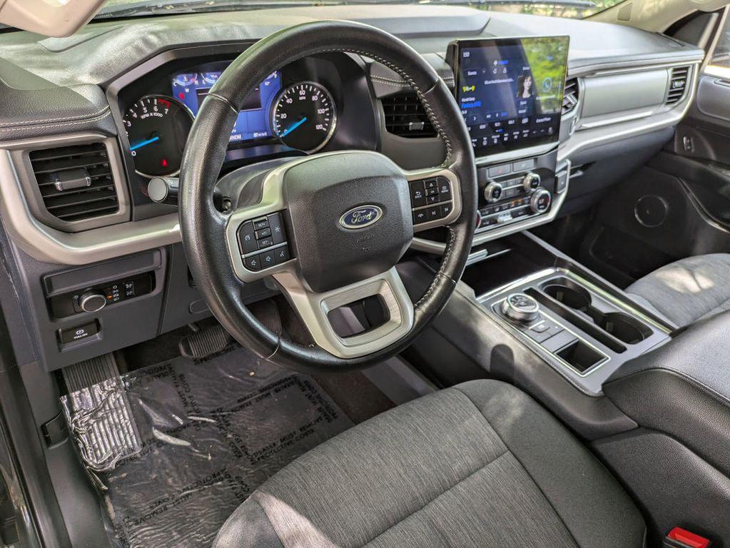 used 2022 Ford Expedition car, priced at $35,995