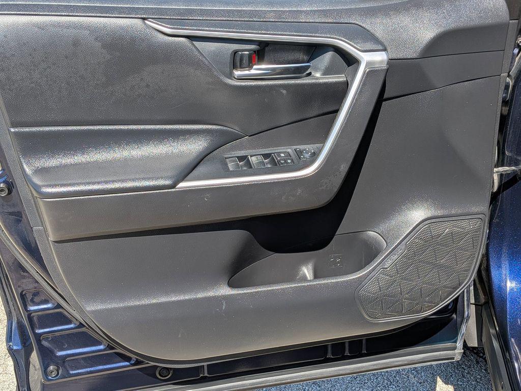 used 2020 Toyota RAV4 car, priced at $25,595