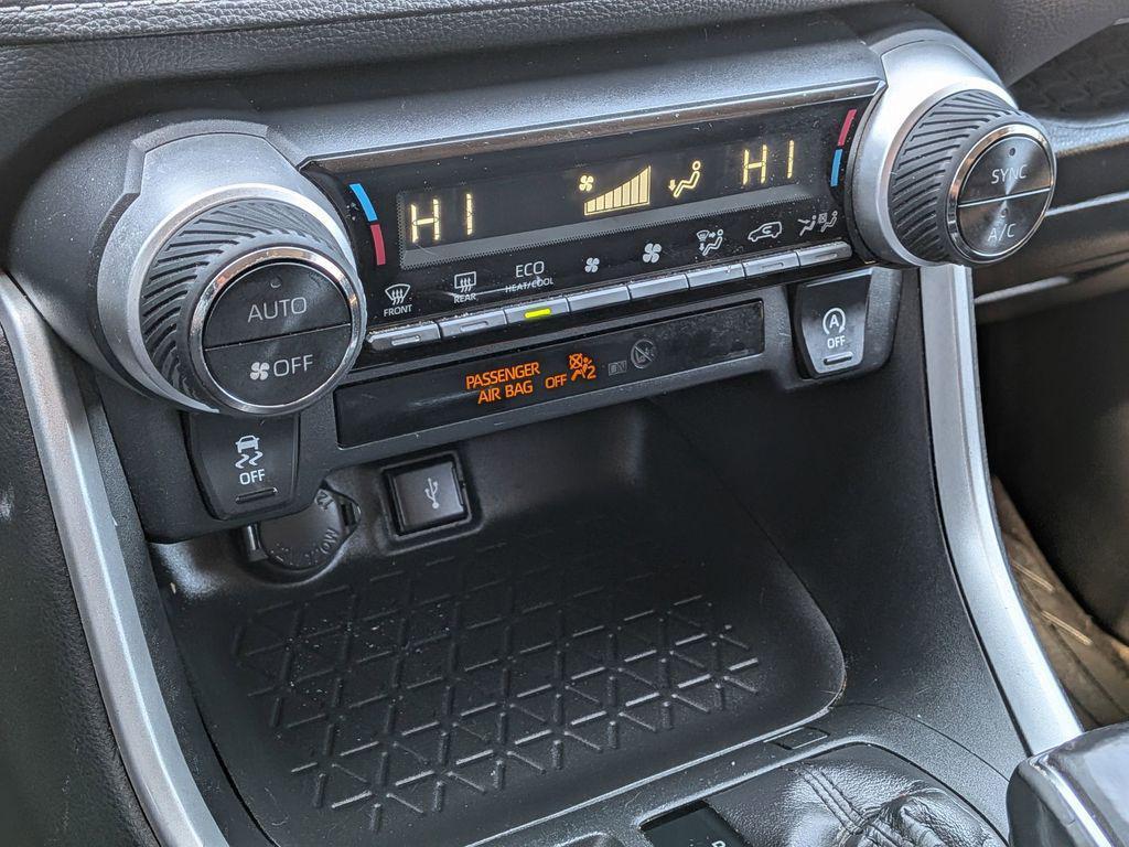 used 2020 Toyota RAV4 car, priced at $25,595