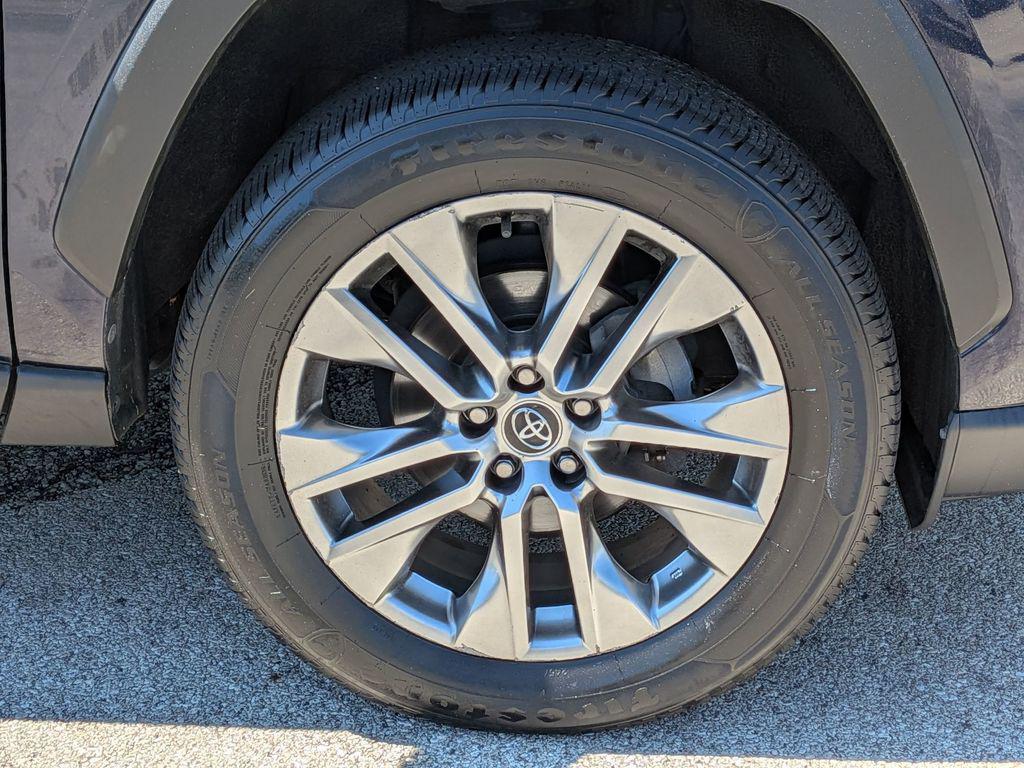 used 2020 Toyota RAV4 car, priced at $25,595
