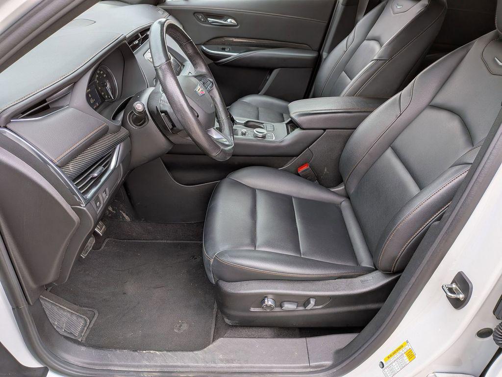 used 2023 Cadillac XT4 car, priced at $27,995