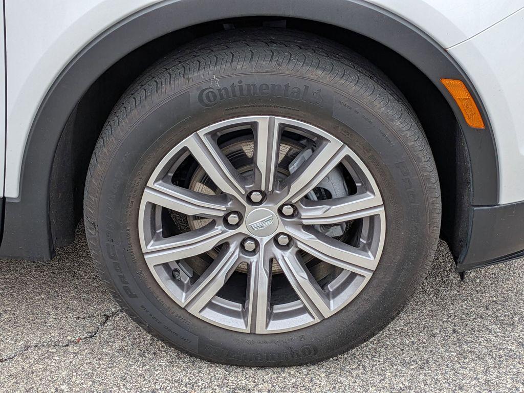 used 2023 Cadillac XT4 car, priced at $27,995